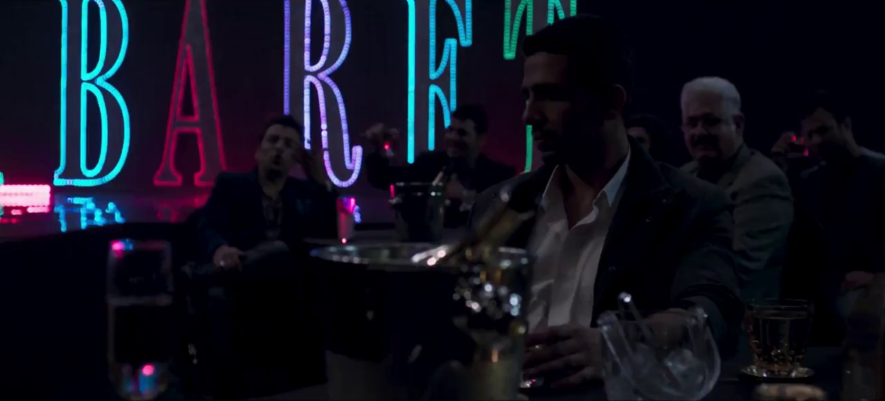 Cabaret (2019) WEBRip Hindi 720p x264 AVC HE-AAC 2.0 ESub.mkv.0004
